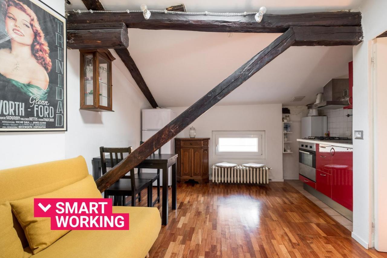 La Mansarda Di Via Zamboni By Wonderful Italy Apartment โบโลญญา ภายนอก รูปภาพ