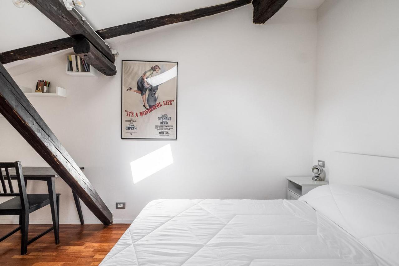 La Mansarda Di Via Zamboni By Wonderful Italy Apartment โบโลญญา ภายนอก รูปภาพ