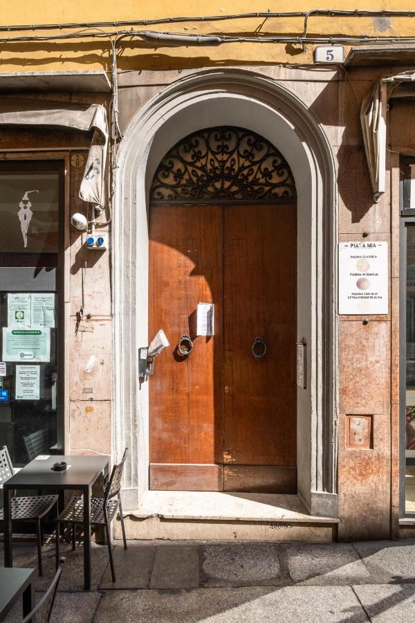 La Mansarda Di Via Zamboni By Wonderful Italy Apartment โบโลญญา ภายนอก รูปภาพ